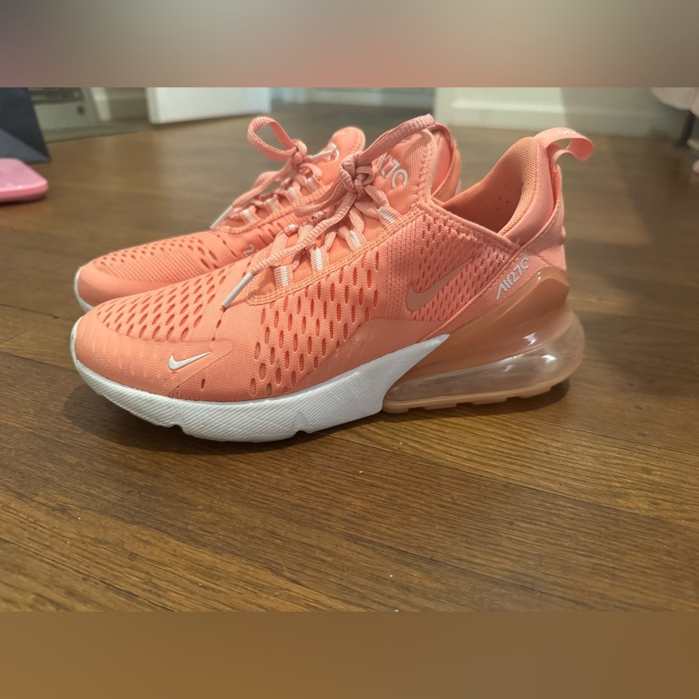 Nike Air Max 270 Coral